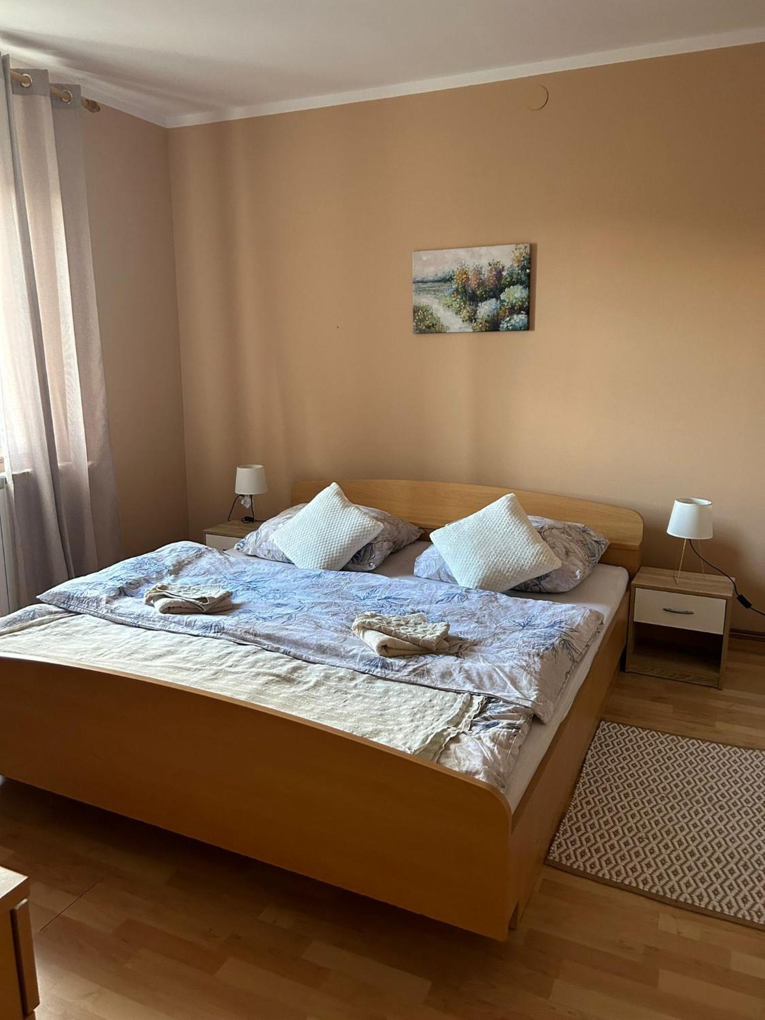 Domus Nostra Daire Lovinac  Dış mekan fotoğraf